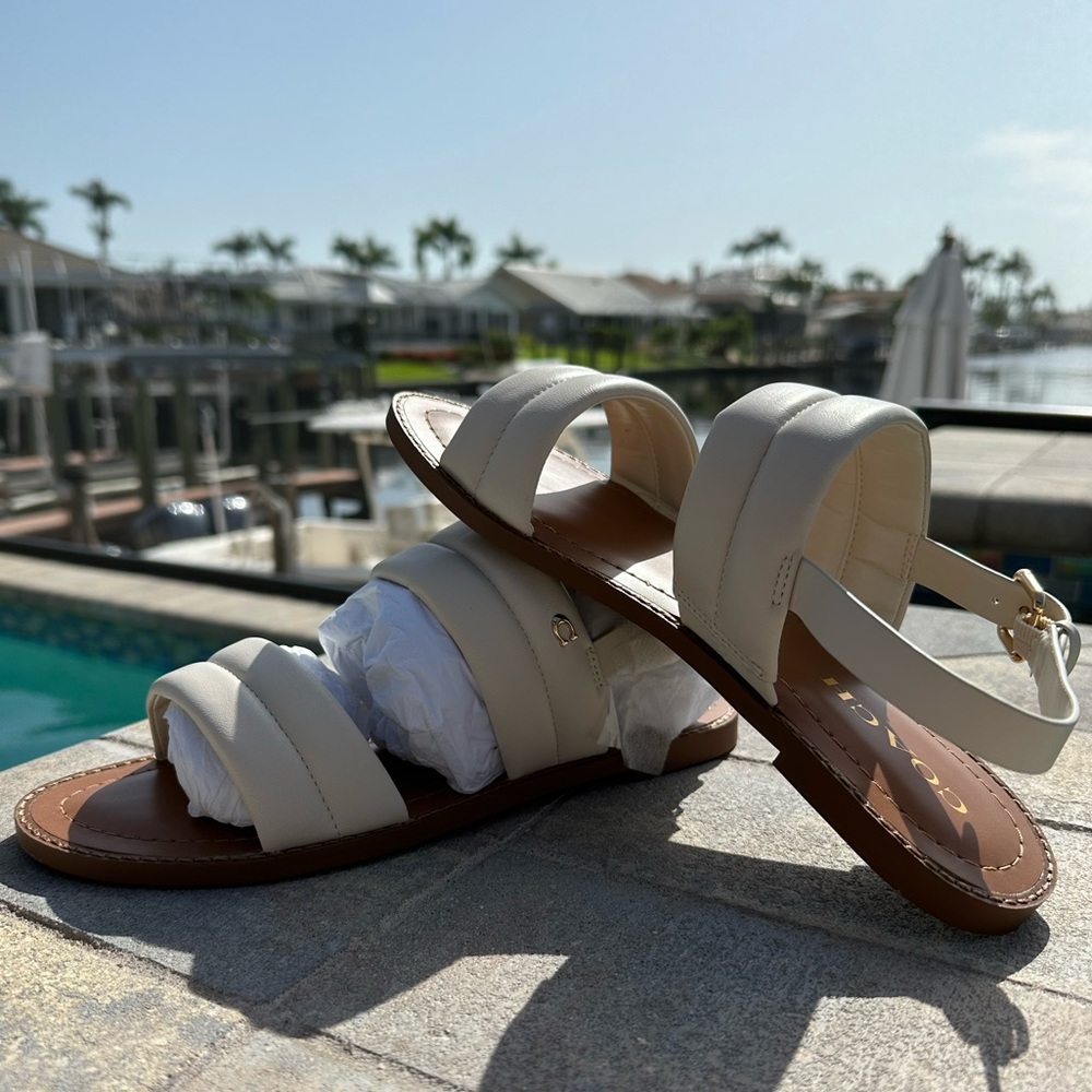Coach Leather Hope Sandals